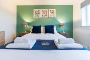 Marykirk House 3 Double Bedrooms Workstays UK